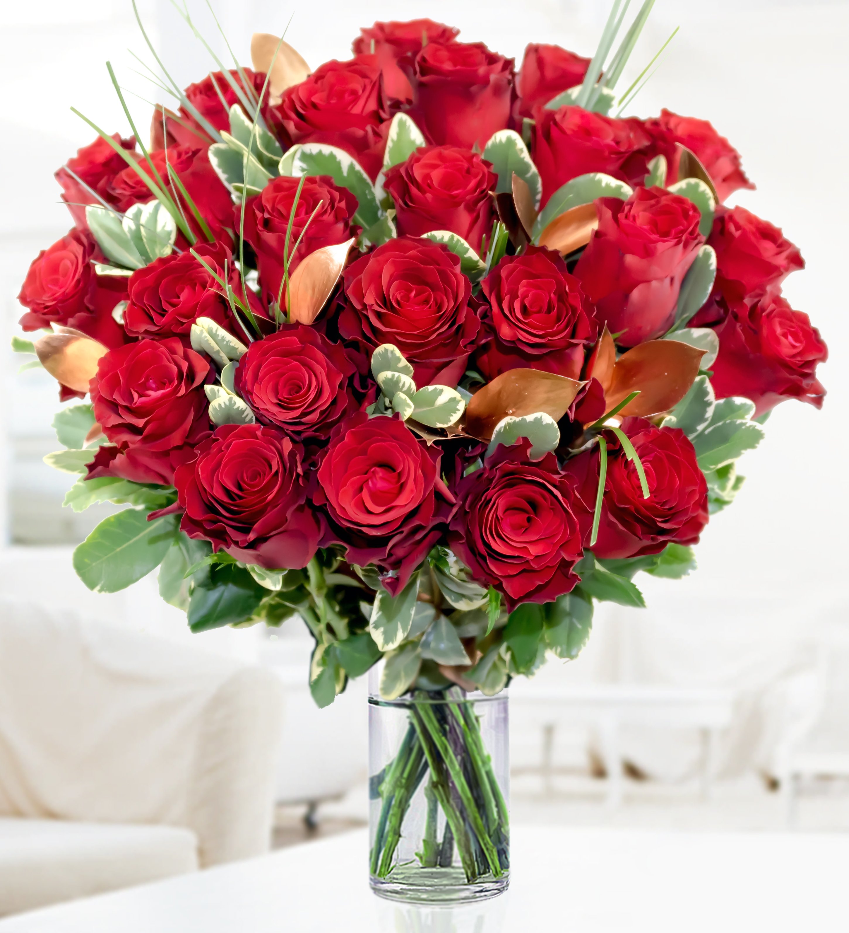 Romantic Valentine's Day flowers for your wife - Flower Press
