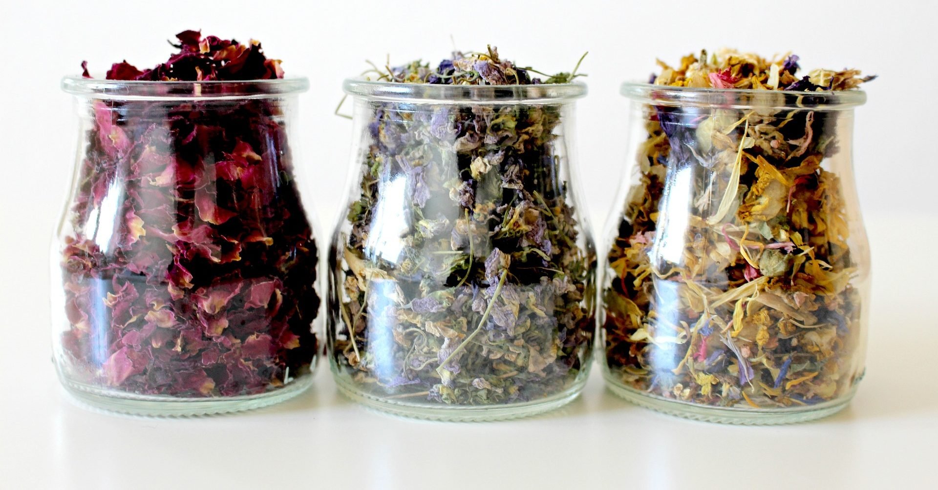 Sachets with dried flowers
