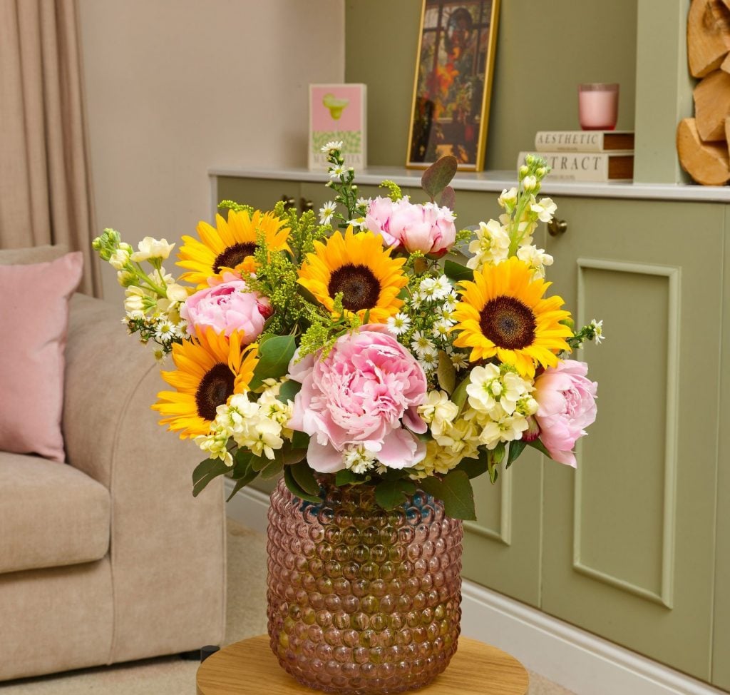 10 Stunning Types of Flowers That Will Transform Your Home - Flower Press
